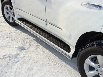 Защита штатных порогов 42 мм ТСС для Lexus GX460 2010-2019