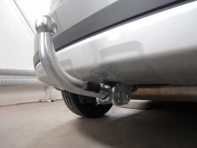 Фаркоп оцинкованный Galia шар A на хетчбек для Suzuki SX4 2006-2014