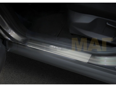 Накладки порогов Rival с надписью 4 штуки для Ford Focus 3 2015-2021
