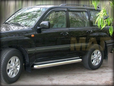 Пороги с площадкой алюминиевый лист 100 мм Технотек для Toyota Land Cruiser 200 2007-2011