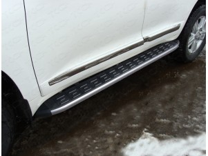 Пороги алюминиевые ТСС с накладкой серебристые для Toyota Land Cruiser 200 № TOYLC20015-13SL